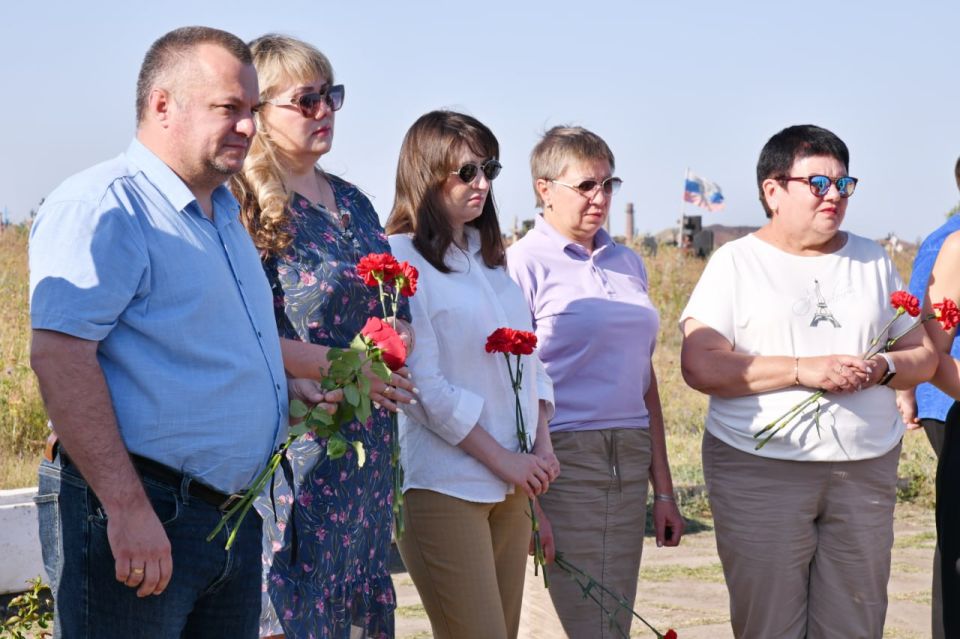Андрей Сухачев: С первых дней СВО свердловчане встали на защиту родной земли Андрей Сухачев: С первых дней СВО свердловчане встали на защиту родной земли
