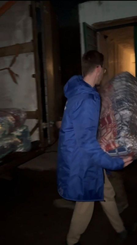 Молодогвардеец из Татарстана рассказал, как доставляет гуманитарный груз в Лисичанск и Рубежное Молодогвардеец из Татарстана рассказал, как доставляет гуманитарный груз в Лисичанск и Рубежное