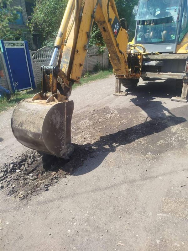 Ульяновские коммунальщики восстановили водоснабжение в Лутугинском муниципальном округе Ульяновские коммунальщики восстановили водоснабжение в Лутугинском муниципальном округе