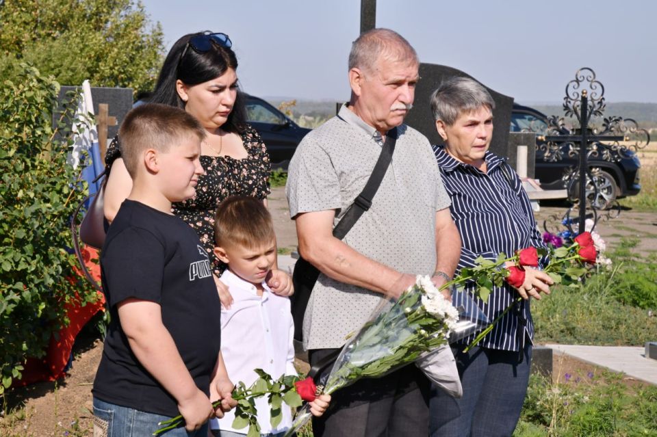 Андрей Сухачев: С первых дней СВО свердловчане встали на защиту родной земли Андрей Сухачев: С первых дней СВО свердловчане встали на защиту родной земли