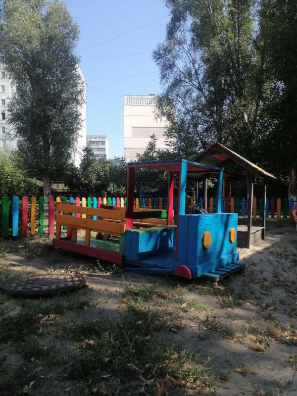 Сергей Цемкало: Акция партийного проекта "НОВАЯ ШКОЛА" в Луганске: "Родительская приёмка" Сергей Цемкало: Акция партийного проекта "НОВАЯ ШКОЛА" в Луганске: "Родительская приёмка"