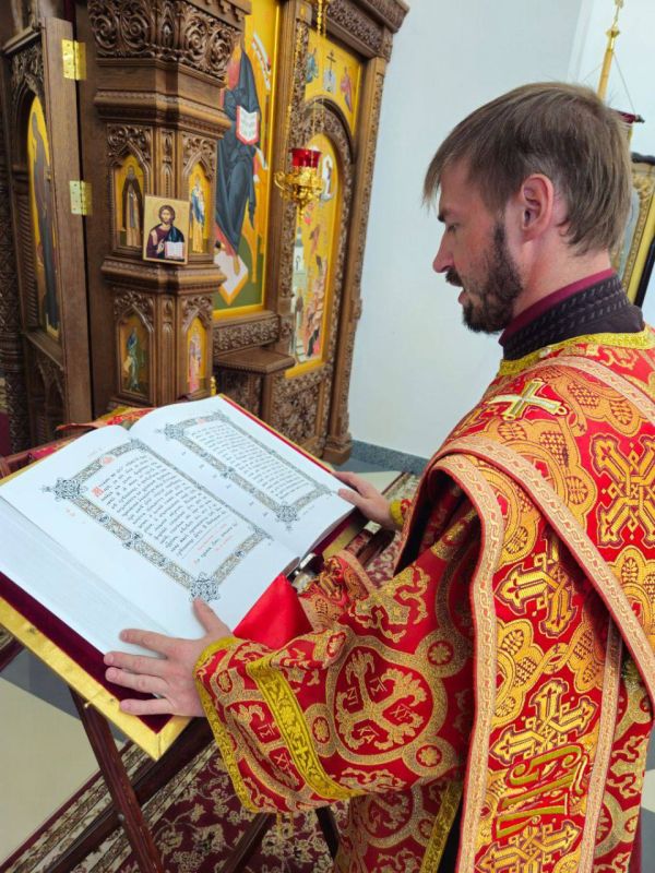 30 июля, в праздник Святогорской иконы Пресвятой Богородицы и день памяти св. вмч. Марины, по благословения и приглашению наместника Вознесенского мужского монастыря архим 30 июля, в праздник Святогорской иконы Пресвятой Богородицы и день памяти св. вмч. Марины, по благословения и приглашению наместника Вознесенского мужского монастыря архим