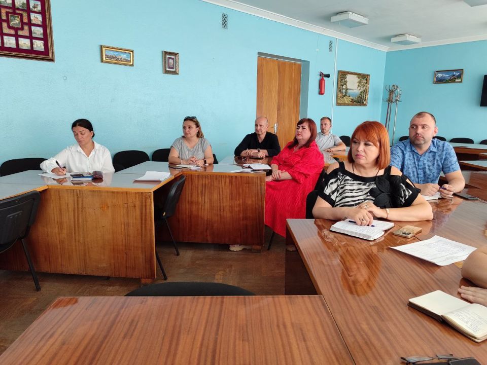 Константин Бутримов: Заседание Оргкомитета Национальной премии «Человек труда» в ЛНР: Утверждены критерии и сроки регионального этапа Константин Бутримов: Заседание Оргкомитета Национальной премии «Человек труда» в ЛНР: Утверждены критерии и сроки регионального этапа