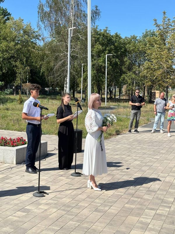 Инна Швенк: МИТИНГ-РЕКВИЕМ В ПАМЯТЬ О ДЕТЯХ- ЖЕРТВАХ ВОЙНЫ В ДОНБАССЕ Инна Швенк: МИТИНГ-РЕКВИЕМ В ПАМЯТЬ О ДЕТЯХ- ЖЕРТВАХ ВОЙНЫ В ДОНБАССЕ