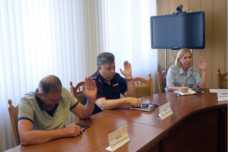 Проведено заседание Комиссии по делам несовершеннолетних и защите их прав Проведено заседание Комиссии по делам несовершеннолетних и защите их прав