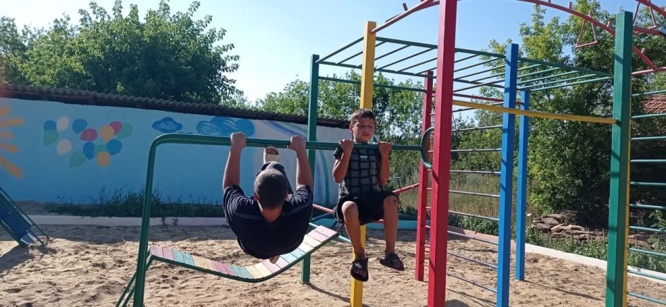 В библиотеке №4 с. Петровка был проведен час дружеского общения «Дружба творит чудеса», посвященный Международному Дню дружбы В библиотеке №4 с. Петровка был проведен час дружеского общения «Дружба творит чудеса», посвященный Международному Дню дружбы