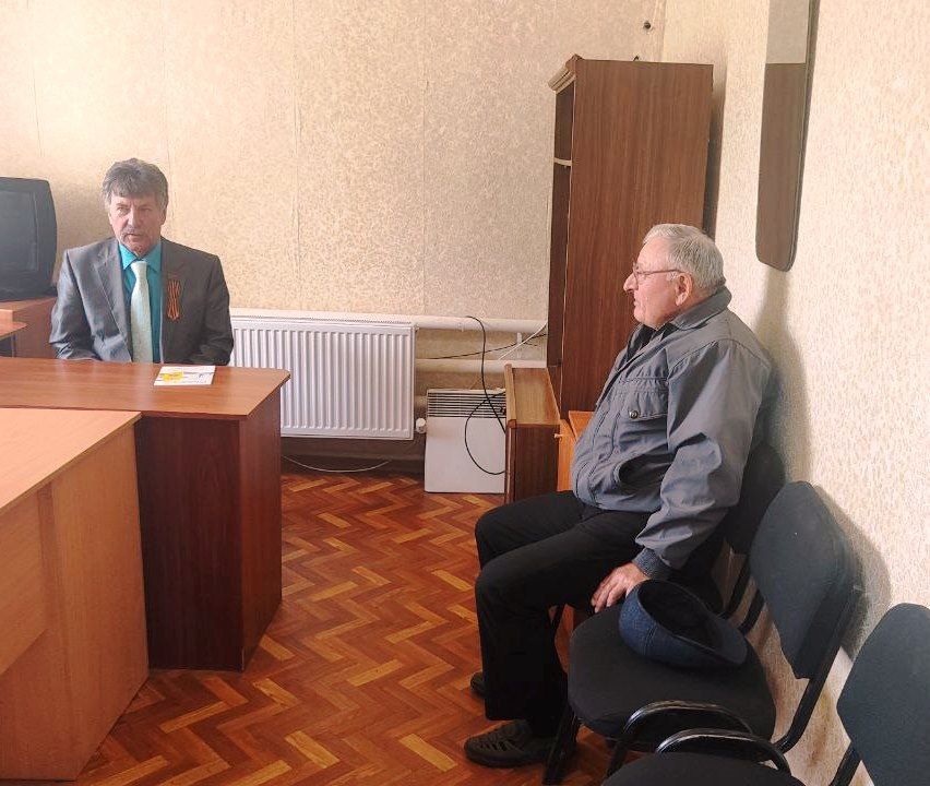 Депутаты активно содействуют гражданам в решении проблемных вопросов Депутаты активно содействуют гражданам в решении проблемных вопросов