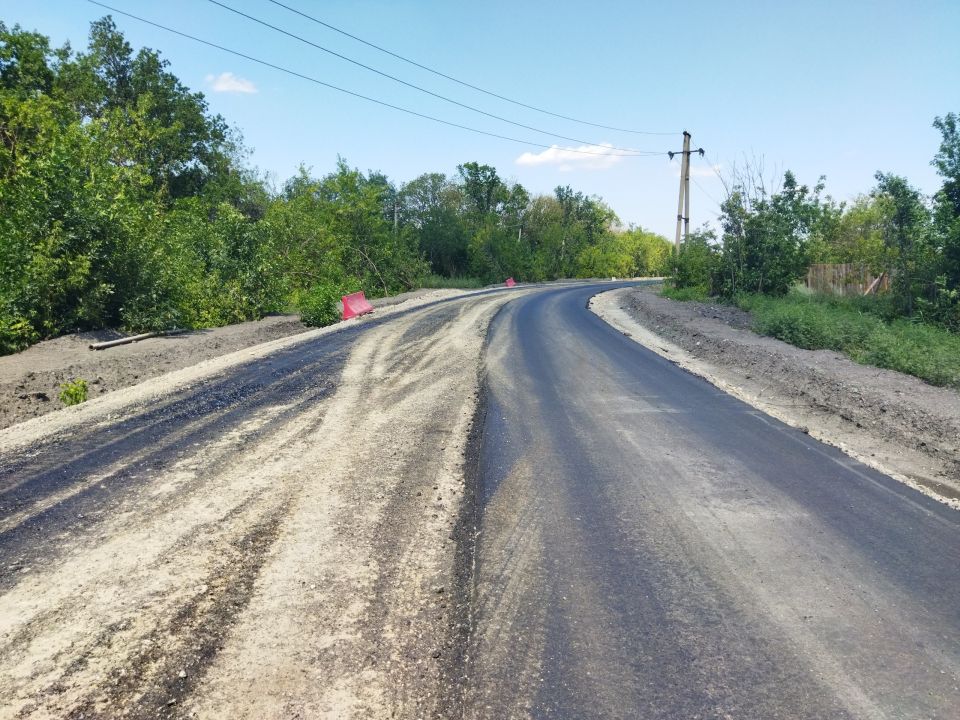 В Ровеньках продолжается капитальный ремонт автомобильной дороги от пгт В Ровеньках продолжается капитальный ремонт автомобильной дороги от пгт