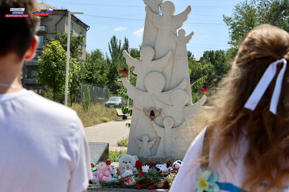 В Луганске прошла экскурсия в рамках проекта «Маршрут 1795» В Луганске прошла экскурсия в рамках проекта «Маршрут 1795»