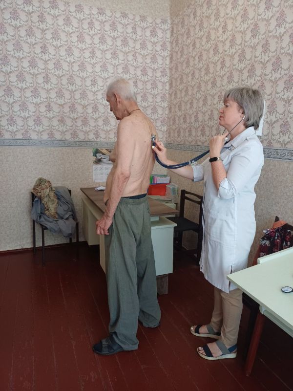 Специалисты из Свердловской городской больницы провели выездной прием в с.Матвеевка Специалисты из Свердловской городской больницы провели выездной прием в с.Матвеевка