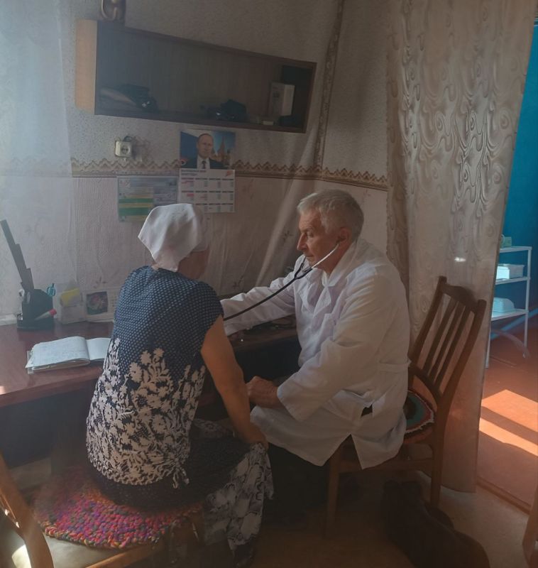 Специалисты из Свердловской городской больницы провели выездной прием в с.Матвеевка Специалисты из Свердловской городской больницы провели выездной прием в с.Матвеевка