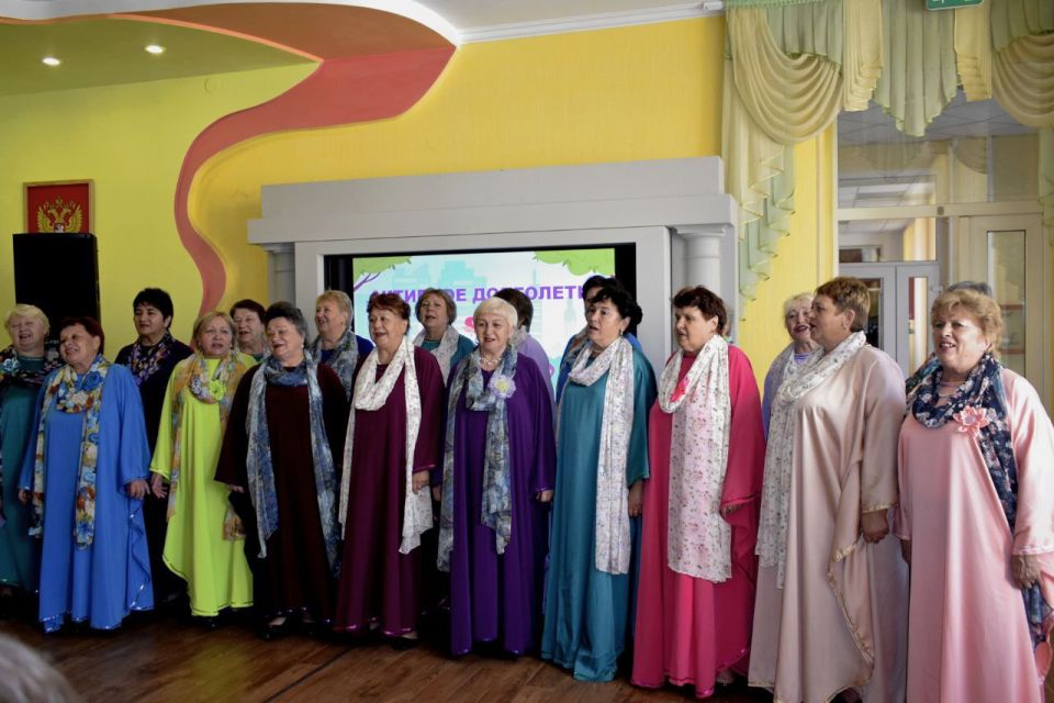 В Перевальском дворце культуры состоялось открытие проекта "Активное долголетие в ЛНР В Перевальском дворце культуры состоялось открытие проекта "Активное долголетие в ЛНР