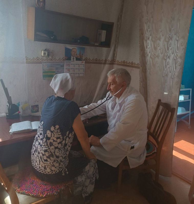 Специалисты из Свердловской городской больницы провели выездной прием в с.Матвеевка Специалисты из Свердловской городской больницы провели выездной прием в с.Матвеевка