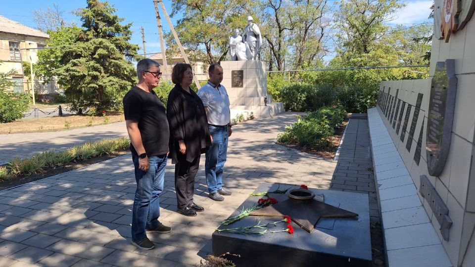 Делегация Федерации профсоюзов Республики Башкортостан во главе с председателем Гузель Мирошниченко в очередной раз посетила Луганскую Народную Республику Делегация Федерации профсоюзов Республики Башкортостан во главе с председателем Гузель Мирошниченко в очередной раз посетила Луганскую Народную Республику