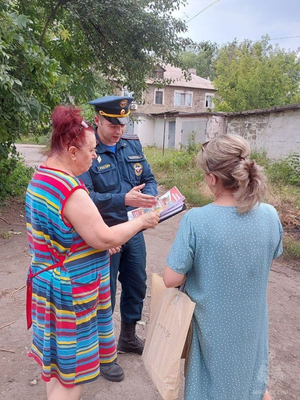 Профилактика сухотравных пожаров не прекращается в Алчевске ни на день Профилактика сухотравных пожаров не прекращается в Алчевске ни на день