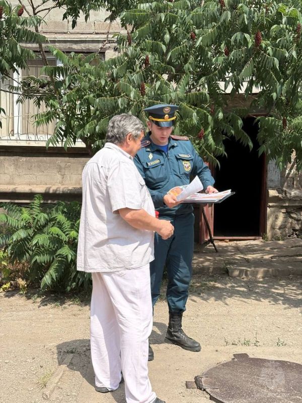 Профилактика сухотравных пожаров не прекращается в Алчевске ни на день Профилактика сухотравных пожаров не прекращается в Алчевске ни на день