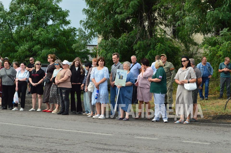 В Свердловском муниципальном округе прошло памятное мероприятие, посвященное освобождению города Червонопартизанска и Свердловского района В Свердловском муниципальном округе прошло памятное мероприятие, посвященное освобождению города Червонопартизанска и Свердловского района