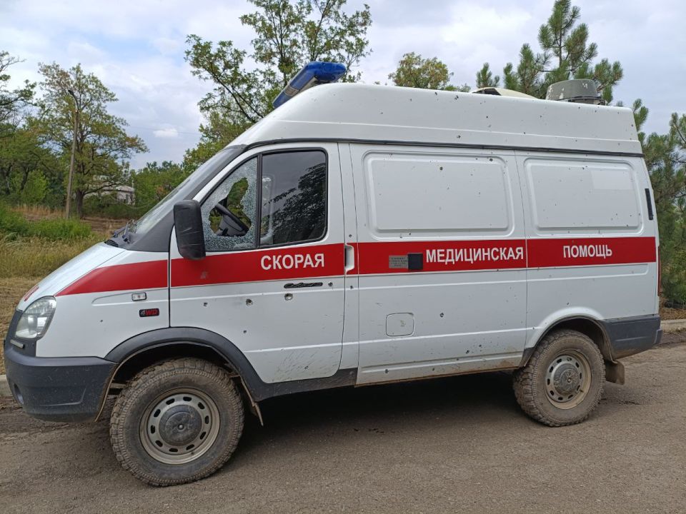 Наталия Пащенко: Бригада "скорой" с пациентом на борту попала под прицел дрона ВСУ в с. Троицкое под Попасной Наталия Пащенко: Бригада "скорой" с пациентом на борту попала под прицел дрона ВСУ в с. Троицкое под Попасной