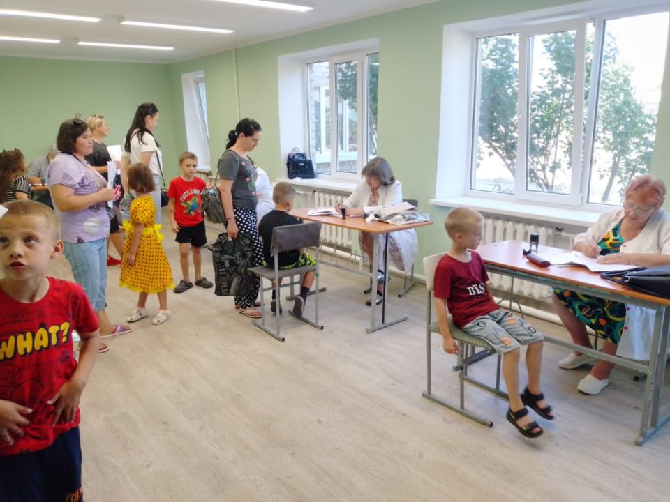 В п.Металист проведён комплексный профилактический осмотр детского населения В п.Металист проведён комплексный профилактический осмотр детского населения