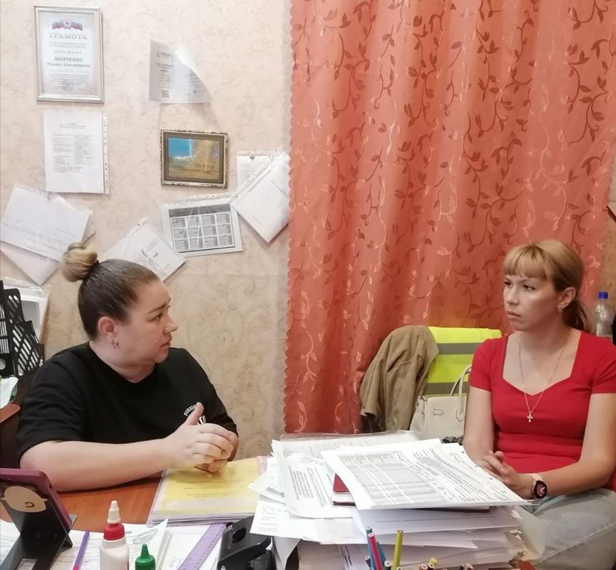 Инспектор труда провела профилактические визиты в дошкольных образовательных учреждениях Инспектор труда провела профилактические визиты в дошкольных образовательных учреждениях