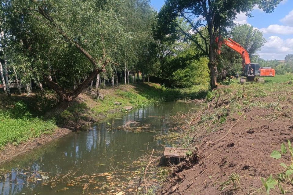 Расчистка двух участков реки Лугань в Первомайском городском округе выполнена более чем на 50%, сообщили в Минприроды Республики Расчистка двух участков реки Лугань в Первомайском городском округе выполнена более чем на 50%, сообщили в Минприроды Республики