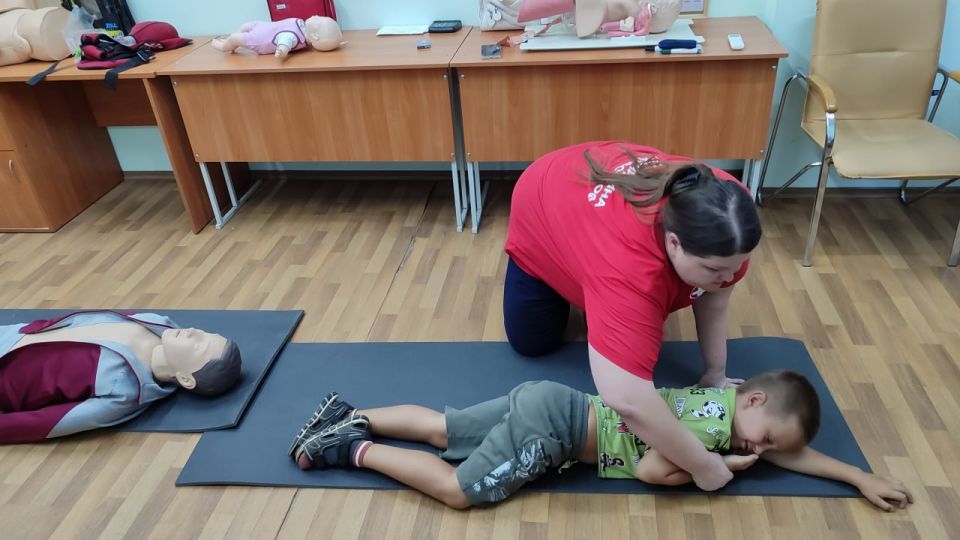 Экскурсия в Луганский Центр медицины катастроф прошла для воспитанников детского центра «Любознайка» Экскурсия в Луганский Центр медицины катастроф прошла для воспитанников детского центра «Любознайка»