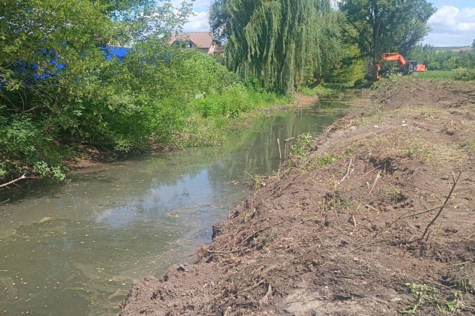 Расчистка двух участков реки Лугань в Первомайском городском округе выполнена более чем на 50%, сообщили в Минприроды Республики Расчистка двух участков реки Лугань в Первомайском городском округе выполнена более чем на 50%, сообщили в Минприроды Республики