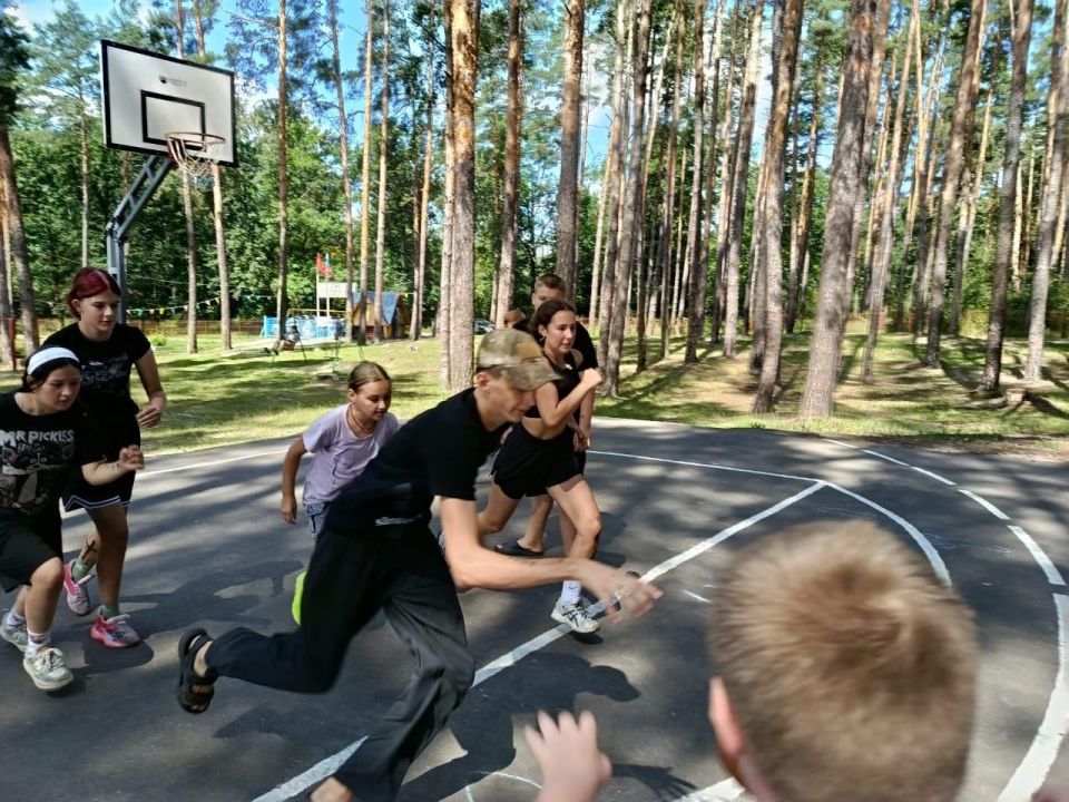 В лагере «Акварель» дети из Новоайдара поучаствовали в захватывающих спортивных турнирах В лагере «Акварель» дети из Новоайдара поучаствовали в захватывающих спортивных турнирах
