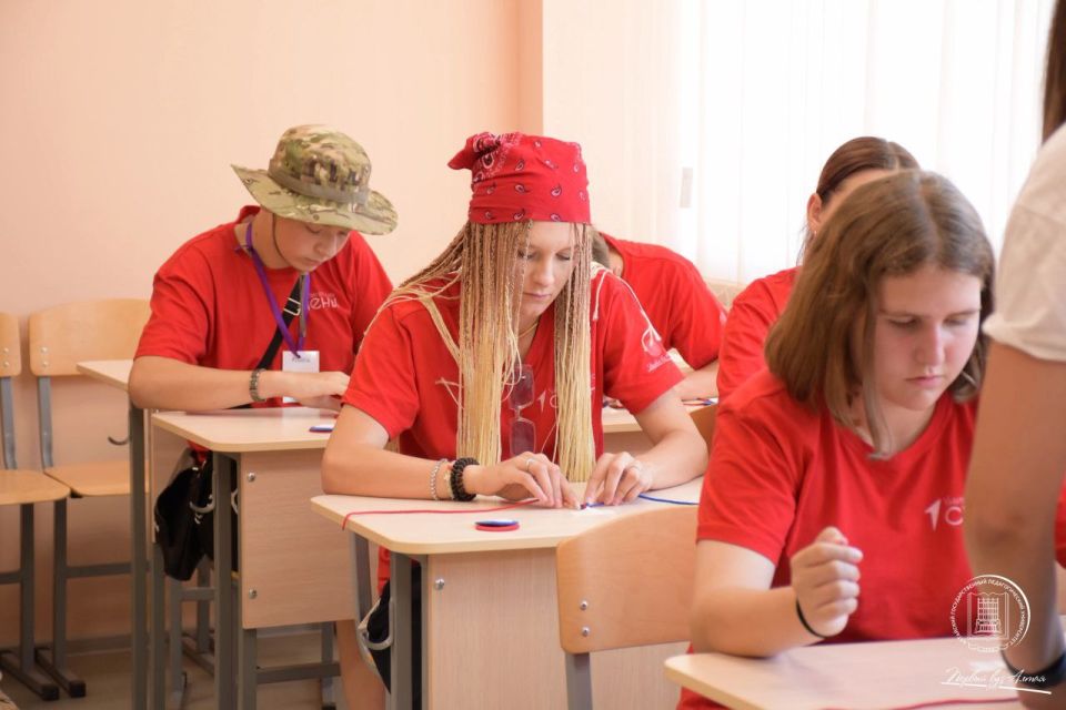Участники проекта "Университетские смены" Станично-Луганского округа отправились в новое путешествие Участники проекта "Университетские смены" Станично-Луганского округа отправились в новое путешествие
