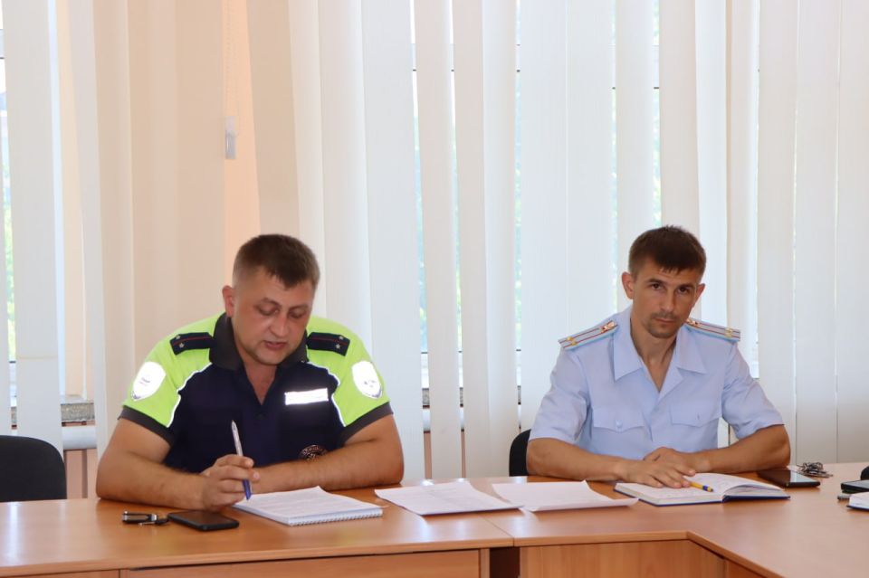 Евгений Бондарь: Внеплановое заседание Комиссии по обеспечению безопасности дорожного движения на территории округа состоялось в Администрации муниципалитета Евгений Бондарь: Внеплановое заседание Комиссии по обеспечению безопасности дорожного движения на территории округа состоялось в Администрации муниципалитета