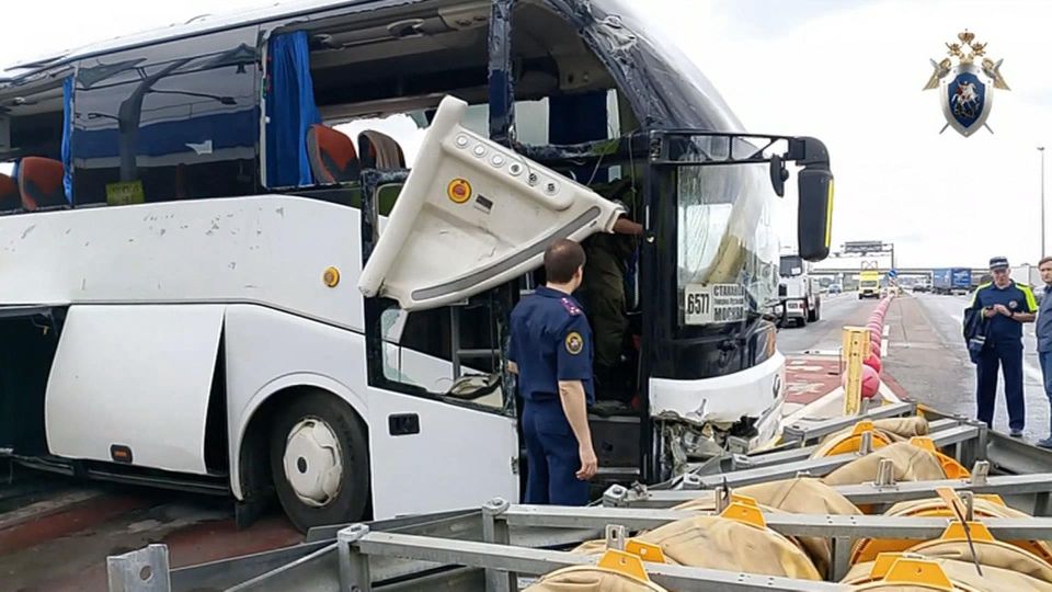 Четверо из 39 пострадавших в ДТП с пассажирским автобусом в Тульской области находятся в тяжелом состоянии