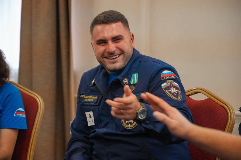 Прямо сейчас Председатель Совета Луганского РО ВСКС Владимир Малкин принимает участие в окружном семинаре-совещании для руководителей реготделений ВСКС Прямо сейчас Председатель Совета Луганского РО ВСКС Владимир Малкин принимает участие в окружном семинаре-совещании для руководителей реготделений ВСКС