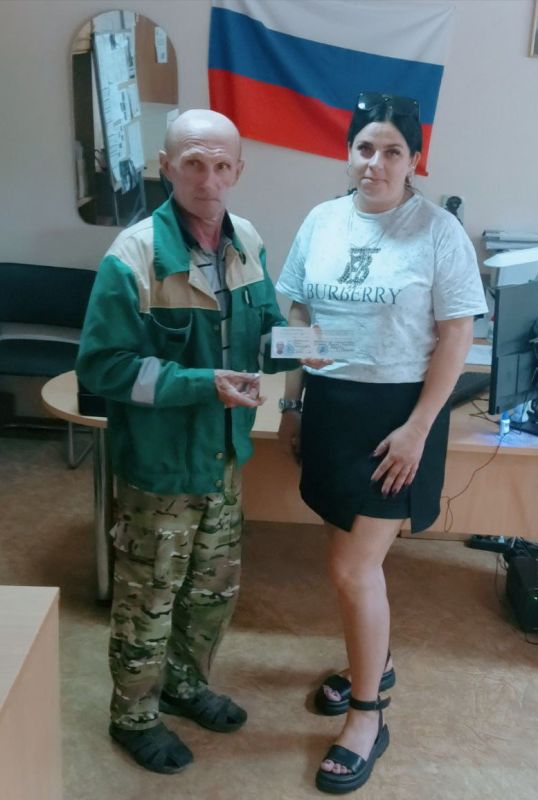 В Новоайдарском МО производится выдача удостоверений участникам ликвидации последствий катастрофы на Чернобыльской АЭС образца Российской Федерации В Новоайдарском МО производится выдача удостоверений участникам ликвидации последствий катастрофы на Чернобыльской АЭС образца Российской Федерации