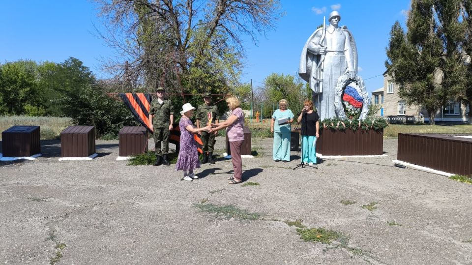 Межрегиональная патриотическая эстафета «ВЕНОК СЛАВЫ» продолжается на Краснодонщине Межрегиональная патриотическая эстафета «ВЕНОК СЛАВЫ» продолжается на Краснодонщине