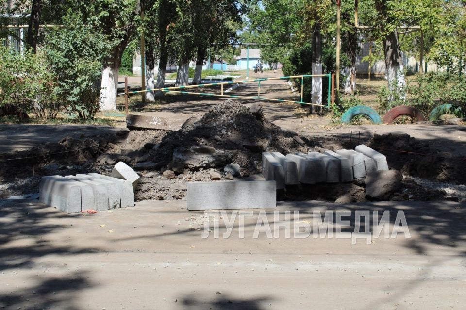 В Суходольске скоро закончат ремонт участка дороги по улице Станиславского В Суходольске скоро закончат ремонт участка дороги по улице Станиславского