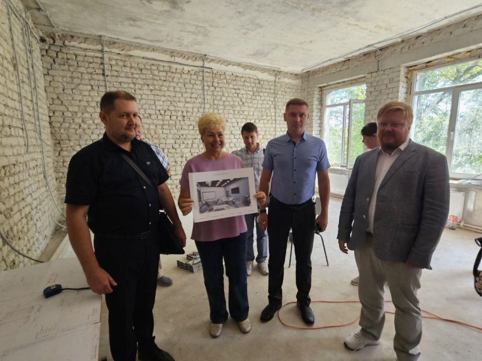 Ольга Бас: Работая с муниципалитетами, сегодня посетила строительную площадку Кировской школы № 1, которой в этом году исполняется 90 лет Ольга Бас: Работая с муниципалитетами, сегодня посетила строительную площадку Кировской школы № 1, которой в этом году исполняется 90 лет
