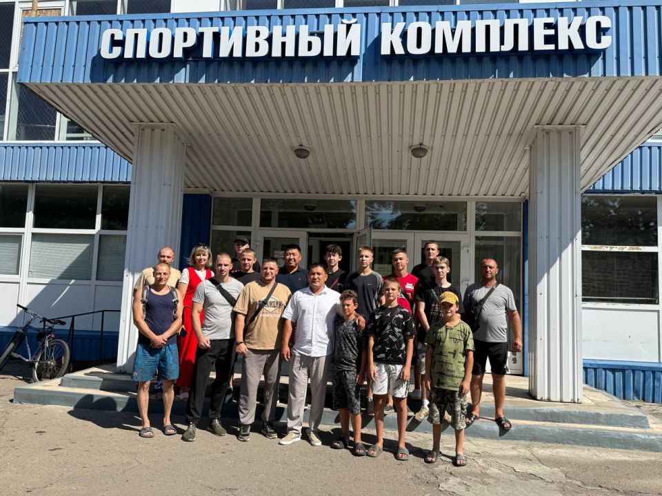 В преддверии Дня физкультурника, МБУ "Спортивный комплекс - Антрацит" получил особый подарок от шеф-региона Республики Калмыкия В преддверии Дня физкультурника, МБУ "Спортивный комплекс - Антрацит" получил особый подарок от шеф-региона Республики Калмыкия