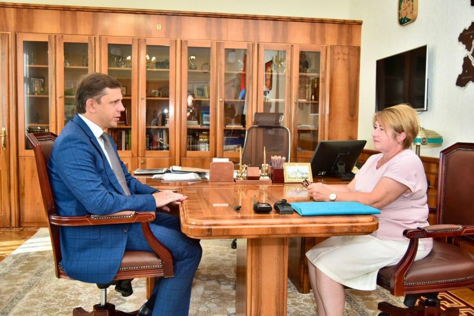Губернатор Орловской области пообещал помочь с восстановлением здания администрации Троицкого МО