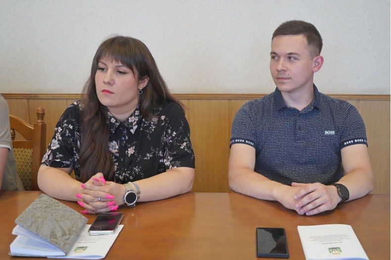 Заседание постоянной комиссии Совета депутатов по правовой политике и связям с общественностью Заседание постоянной комиссии Совета депутатов по правовой политике и связям с общественностью