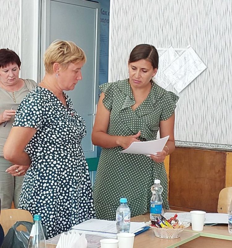 В пгт Каменный Антрацитовского МО состоялась встреча с членами семей погибших участников Специальной военной операции и военных действий на Донбассе В пгт Каменный Антрацитовского МО состоялась встреча с членами семей погибших участников Специальной военной операции и военных действий на Донбассе