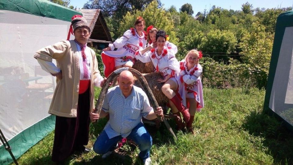 Творческий коллектив из Лутугино пригласили на фестиваль русской словесности и культуры «Во славу Бориса и Глеба» Творческий коллектив из Лутугино пригласили на фестиваль русской словесности и культуры «Во славу Бориса и Глеба»