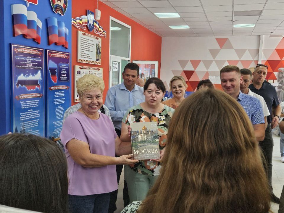 Ольга Бас: Работая с муниципалитетами, сегодня посетила строительную площадку Кировской школы № 1, которой в этом году исполняется 90 лет Ольга Бас: Работая с муниципалитетами, сегодня посетила строительную площадку Кировской школы № 1, которой в этом году исполняется 90 лет