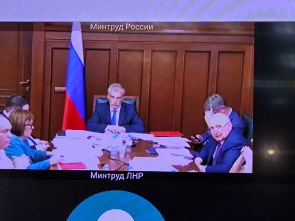 Замминистра труда принял участие в видеоконференции Замминистра труда принял участие в видеоконференции