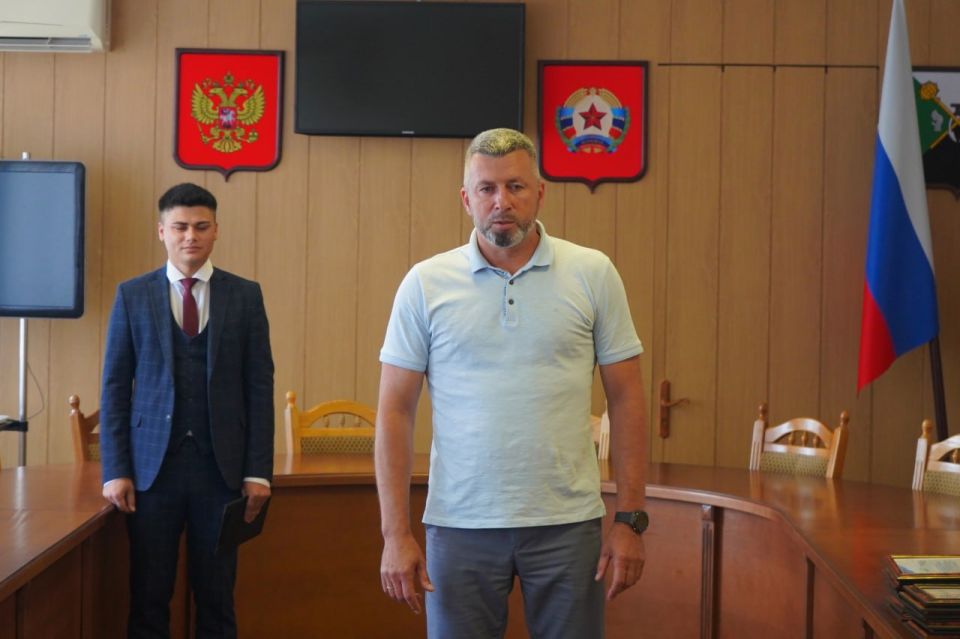 Андрей Сухачев: Накануне Дня строителя поздравили работников отрасли с профессиональным праздником Андрей Сухачев: Накануне Дня строителя поздравили работников отрасли с профессиональным праздником