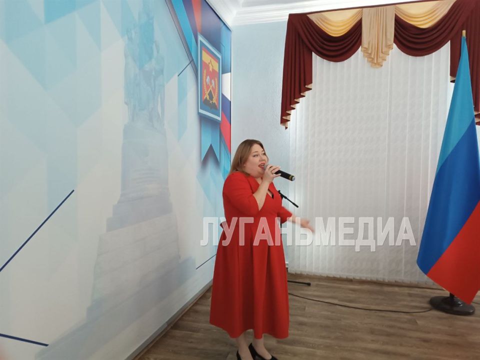 Накануне Дня строителя глава Краснодонского муниципального округа провел торжественный прием, посвященный представителям этом востребованной и почетной профессии Накануне Дня строителя глава Краснодонского муниципального округа провел торжественный прием, посвященный представителям этом востребованной и почетной профессии