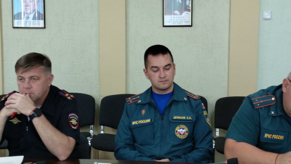 Андрей Рубанцов: В Администрации городского округа прошло заседание комиссии по предупреждению и ликвидации чрезвычайных ситуаций и обеспечению пожарной безопасности на территории муниципального образования Андрей Рубанцов: В Администрации городского округа прошло заседание комиссии по предупреждению и ликвидации чрезвычайных ситуаций и обеспечению пожарной безопасности на территории муниципального образования