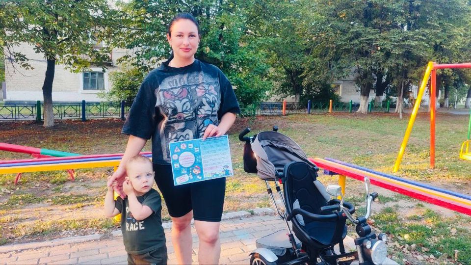 Безопасность - это важно!. Родительский патруль совместно с отрядом юных инспекторов дорожного движения «Зелёный свет» «РШ № 8 им. С. В. Полуянова» провели профилактическую акцию "Безопасность - это важно!" Безопасность - это важно!. Родительский патруль совместно с отрядом юных инспекторов дорожного движения «Зелёный свет» «РШ № 8 им. С. В. Полуянова» провели профилактическую акцию "Безопасность - это важно!"