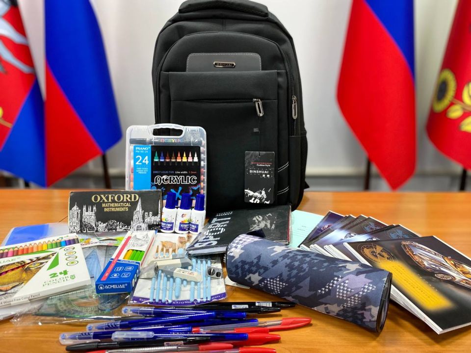 Марина Филиппова: В преддверии нового учебного года, в рамках ежегодной благотворительной акции «Собери ребенка в школу», организованной партией «Единая Россия», встретилась с семьей участника Специальной военной операции... Марина Филиппова: В преддверии нового учебного года, в рамках ежегодной благотворительной акции «Собери ребенка в школу», организованной партией «Единая Россия», встретилась с семьей участника Специальной военной операции...