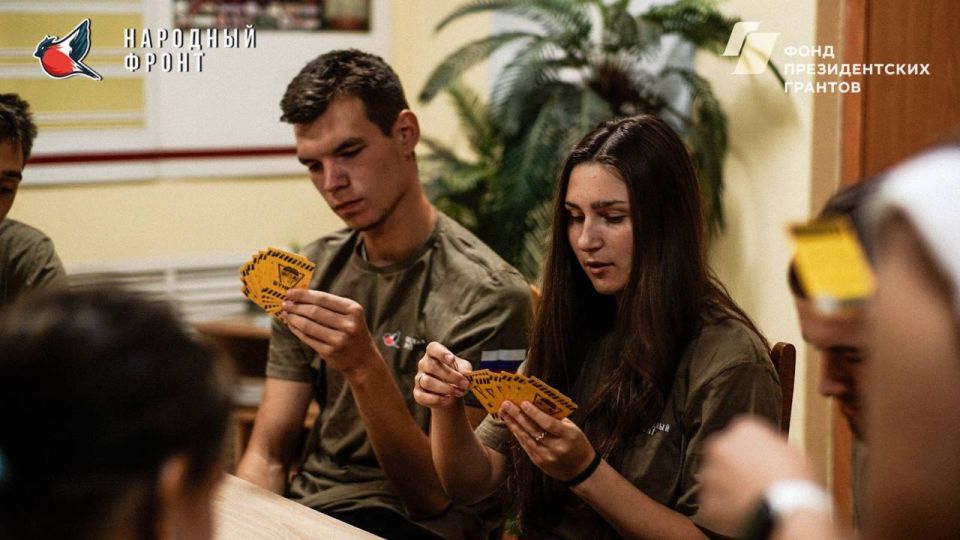 Вчера вечером наша команда провела крутой вечер за настольной игрой "Бункер"! Вчера вечером наша команда провела крутой вечер за настольной игрой "Бункер"!