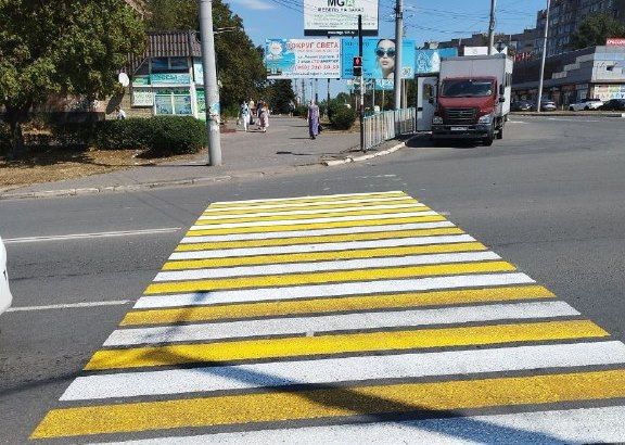 Коммунальные службы проводят работы на территории города Коммунальные службы проводят работы на территории города